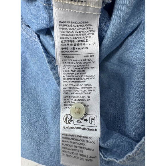Levi's Chambray Denim Blouse Shirt 3/4 Sleeve V Neck Button Up Blue Medium - Picture 6 of 7